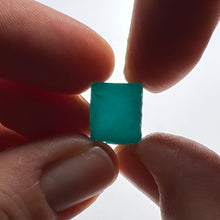 Load image into Gallery viewer, Teal Gadolinium Gallium Garnet (GGG)