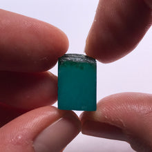 Load image into Gallery viewer, Teal Gadolinium Gallium Garnet (GGG)