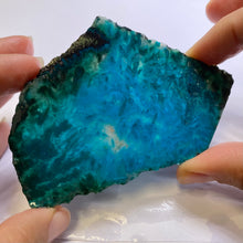 Load image into Gallery viewer, Gem Silica with Sagenite, Ray Mine Arizona
