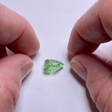 Load image into Gallery viewer, Merelani Mint Garnet - Tanzania
