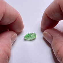 Load image into Gallery viewer, Merelani Mint Garnet - Tanzania
