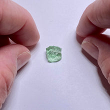 Load image into Gallery viewer, Merelani Mint Garnet - Tanzania
