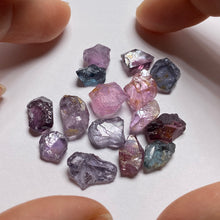 Load image into Gallery viewer, Mahenge Spinel - Tanzania
