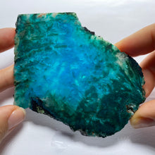 Load image into Gallery viewer, Gem Silica with Sagenite, Ray Mine Arizona
