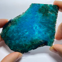 Load image into Gallery viewer, Gem Silica with Sagenite, Ray Mine Arizona
