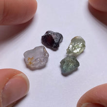 Load image into Gallery viewer, Umba Sapphire - Tanzania
