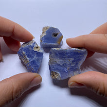 Load image into Gallery viewer, Blue Agate - Greece
