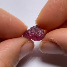 Load image into Gallery viewer, *New Find* Umbalite Garnet - Tanzania
