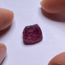 Load image into Gallery viewer, *New Find* Umbalite Garnet - Tanzania
