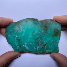 Load image into Gallery viewer, Chrysoprase - Australia
