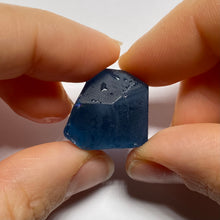 Load image into Gallery viewer, London Blue Topaz - Brazil
