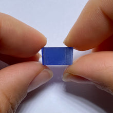 Load image into Gallery viewer, Pulled Czochralski Royal Blue Sapphire
