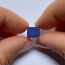 Load image into Gallery viewer, Pulled Czochralski Royal Blue Sapphire
