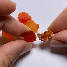Load image into Gallery viewer, Mexican Fire Opals - Magdalena,  Jalisco
