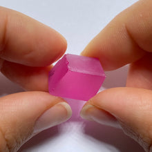 Load image into Gallery viewer, Pulled Czochralski Magenta Sapphire
