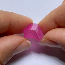 Load image into Gallery viewer, Pulled Czochralski Magenta Sapphire
