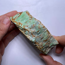 Load image into Gallery viewer, Webbed Variscite - Australia
