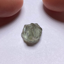Load image into Gallery viewer, Umba Sapphire - Tanzania
