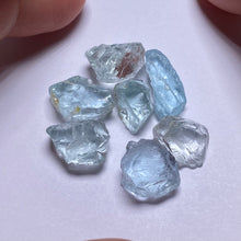 Load image into Gallery viewer, Aquamarine - Mozambique
