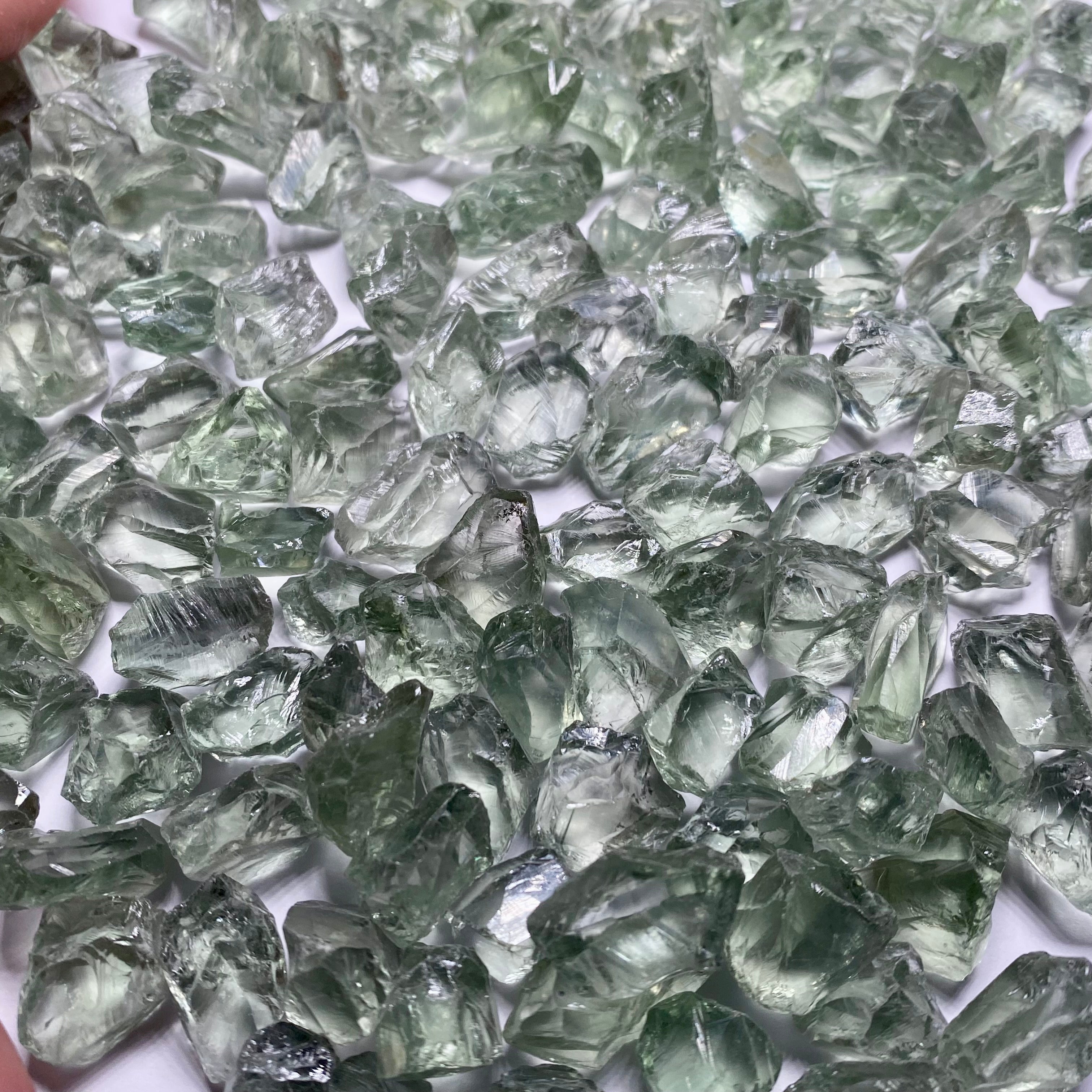 Prasiolite – 1–2 grams – Brazil – Bulk
