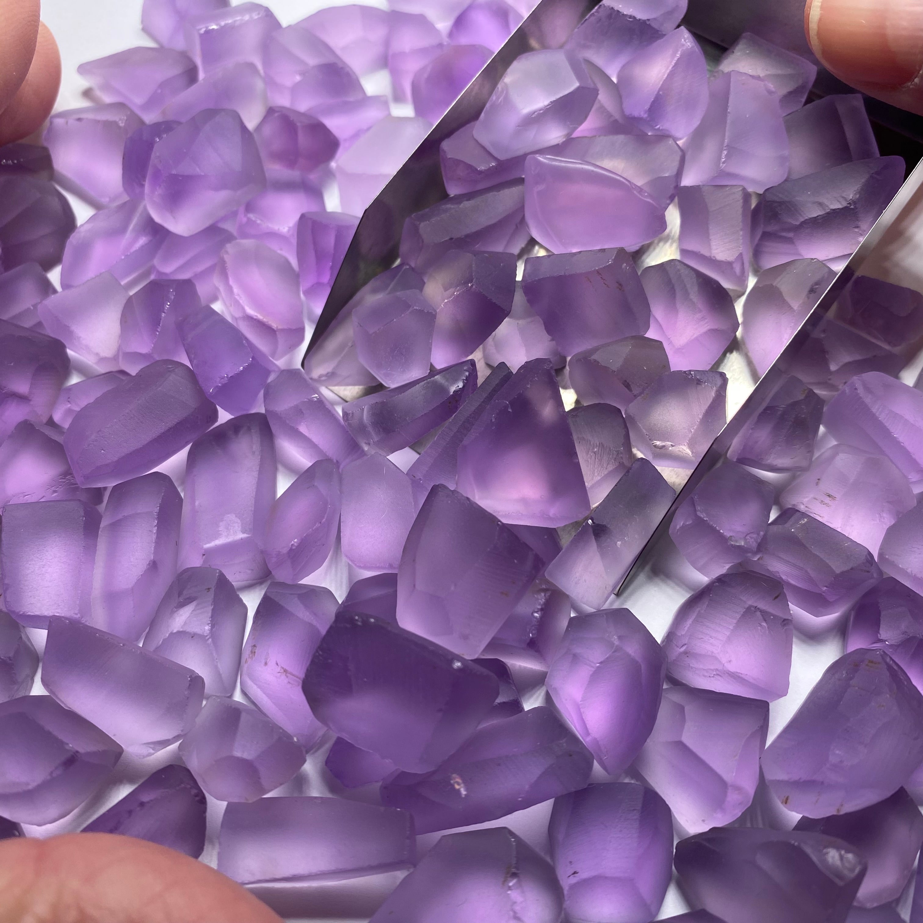 Rose de France Amethyst – 2–3 grams – Bolivia – Bulk