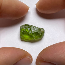 Load image into Gallery viewer, Peridot - China
