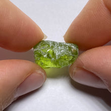 Load image into Gallery viewer, Peridot - China
