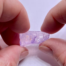 Load image into Gallery viewer, Lavender Quartz - Brazil
