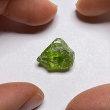 Load image into Gallery viewer, Peridot - China
