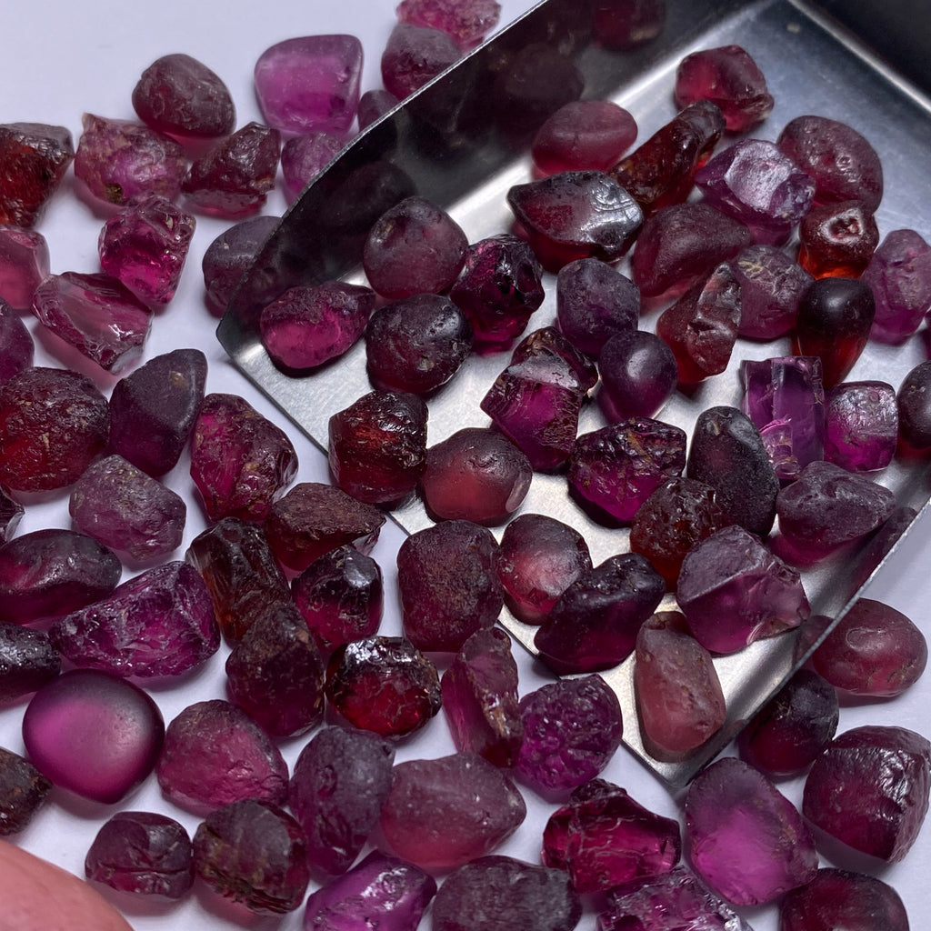 Rhodolite -0.5 - 0.9 grams  - Tanzania (Bulk)