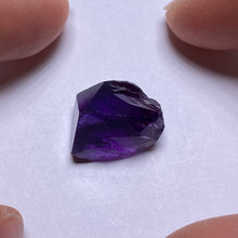 Load image into Gallery viewer, AAA Amethyst - Uruguay

