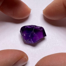 Load image into Gallery viewer, AAA Amethyst - Uruguay
