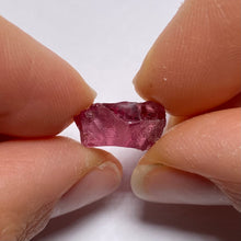 Load image into Gallery viewer, Malaya Garnet - Tanzania
