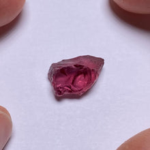 Load image into Gallery viewer, Malaya Garnet - Tanzania
