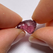 Load image into Gallery viewer, Malaya Garnet - Tanzania
