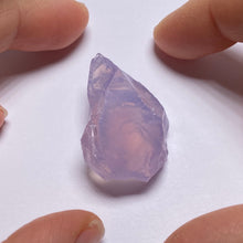 Load image into Gallery viewer, Lavender Quartz - Brazil
