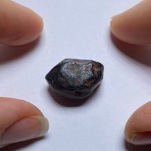 Load image into Gallery viewer, Red Zircon - Tanzania
