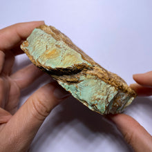 Load image into Gallery viewer, Webbed Variscite - Australia
