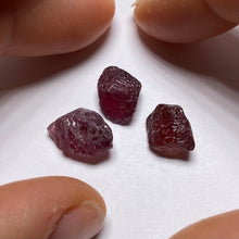 Load image into Gallery viewer, Malaya &amp; Rhodolite Garnet - Tanzania (Special Deal)
