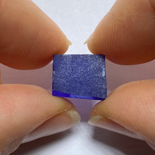 Load image into Gallery viewer, Pulled Czochralski Royal Blue Sapphire
