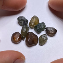 Load image into Gallery viewer, Zircons - Tunduru Tanzania
