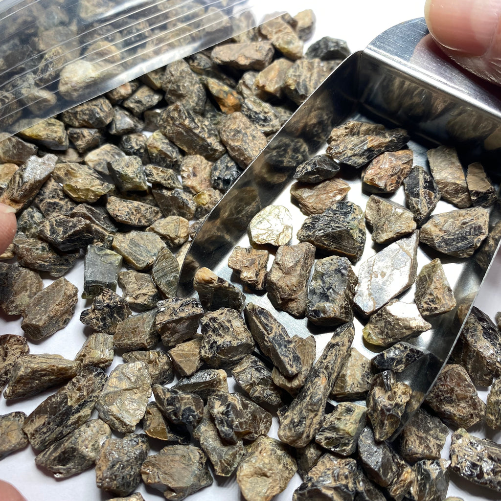 Golden Sheen Sapphire - Kenya (BULK)