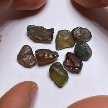 Load image into Gallery viewer, Zircons - Tunduru Tanzania
