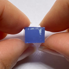 Load image into Gallery viewer, Pulled Czochralski Royal Blue Sapphire
