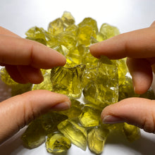 Load image into Gallery viewer, Lemon Quartz Parcel 1/4+ kilo - (250 grams) - Brazil
