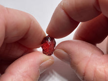 Load image into Gallery viewer, Malaya Garnet – Umba Valley, Tanzania
