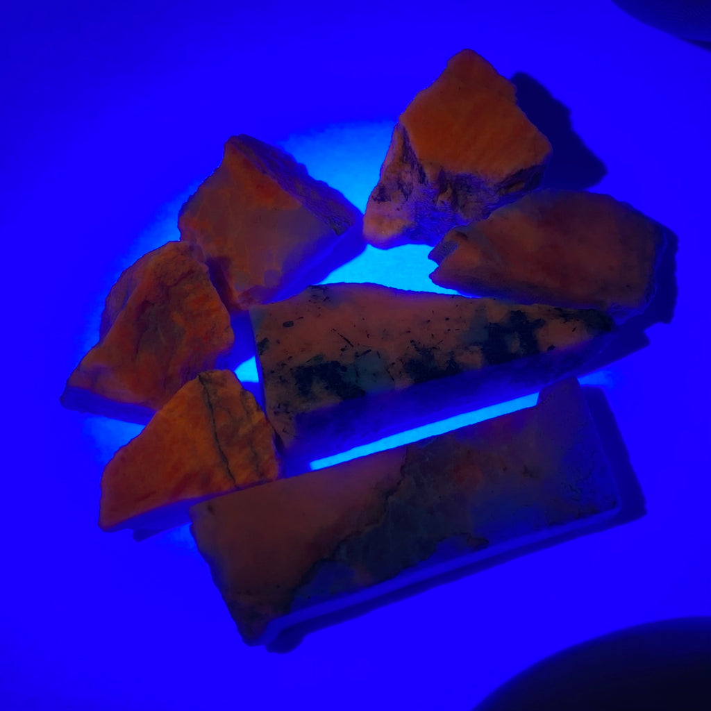 Tugtupite - Greenland