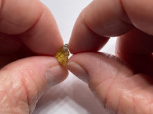 Load image into Gallery viewer, Umba Sapphire - Tanzania
