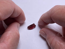 Load image into Gallery viewer, Malaya Garnet – Umba Valley, Tanzania
