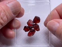 Load image into Gallery viewer, Malaya Garnet – Umba Valley, Tanzania
